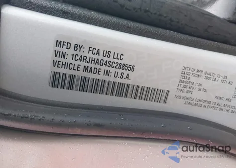 2025 Jeep Grand Cherokee Laredo X 4X4 z USA, uszkodzony, nr VIN 1C4RJHAG4SC288556